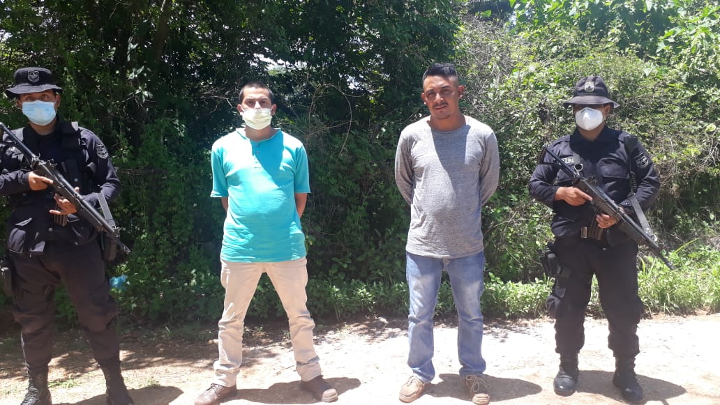 En flagrancia, PNC captura a dos extorsionistas en Morazán en-flagrancia-pnc-captura-a-dos-extorsionistas-en-morazan